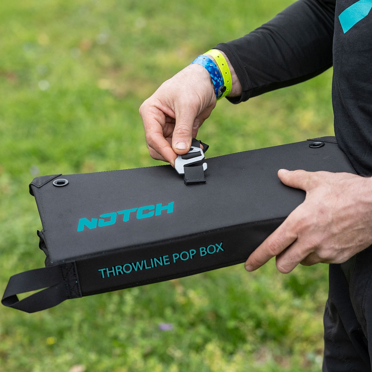 unfolding notch pop box
