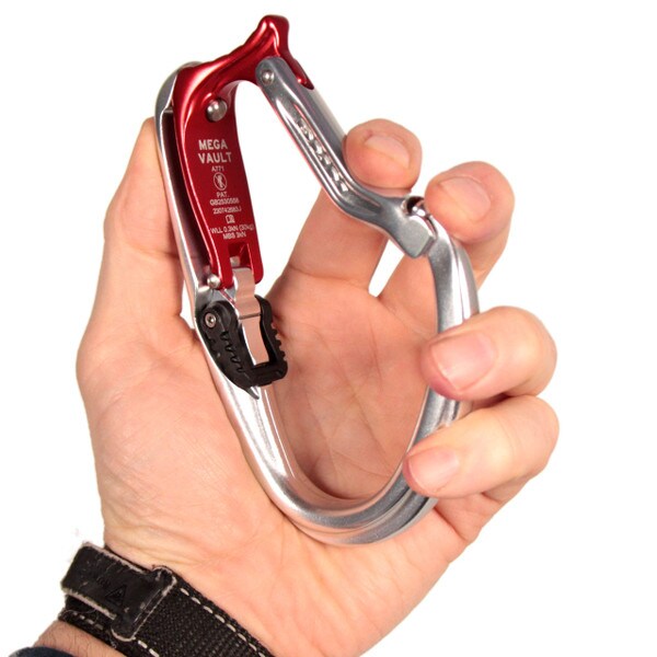 Mega Vault by DMM In the hand