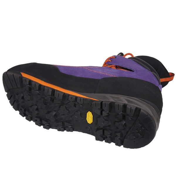 the kayo boot has a vibram sole with great traction
