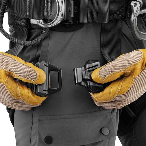 petzl avao fast buckles