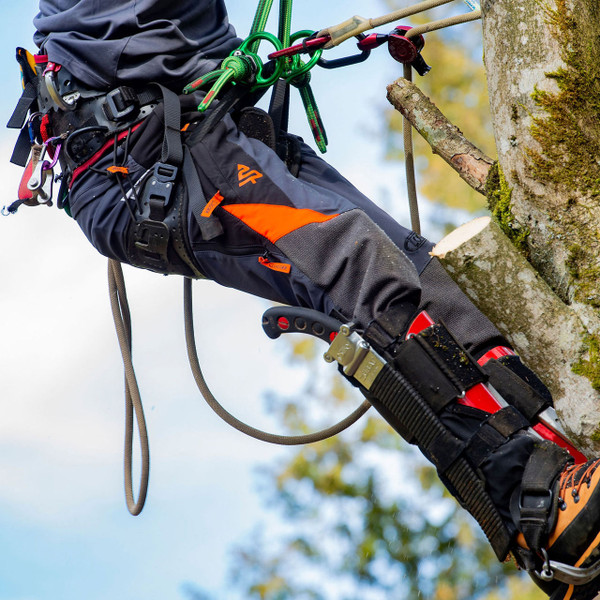 CLOGGER ASCEND CHAINSAW PANTS use